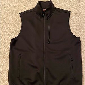 32 Degrees Heat Men's Zip up Vest Size Lg.
﻿Like new.